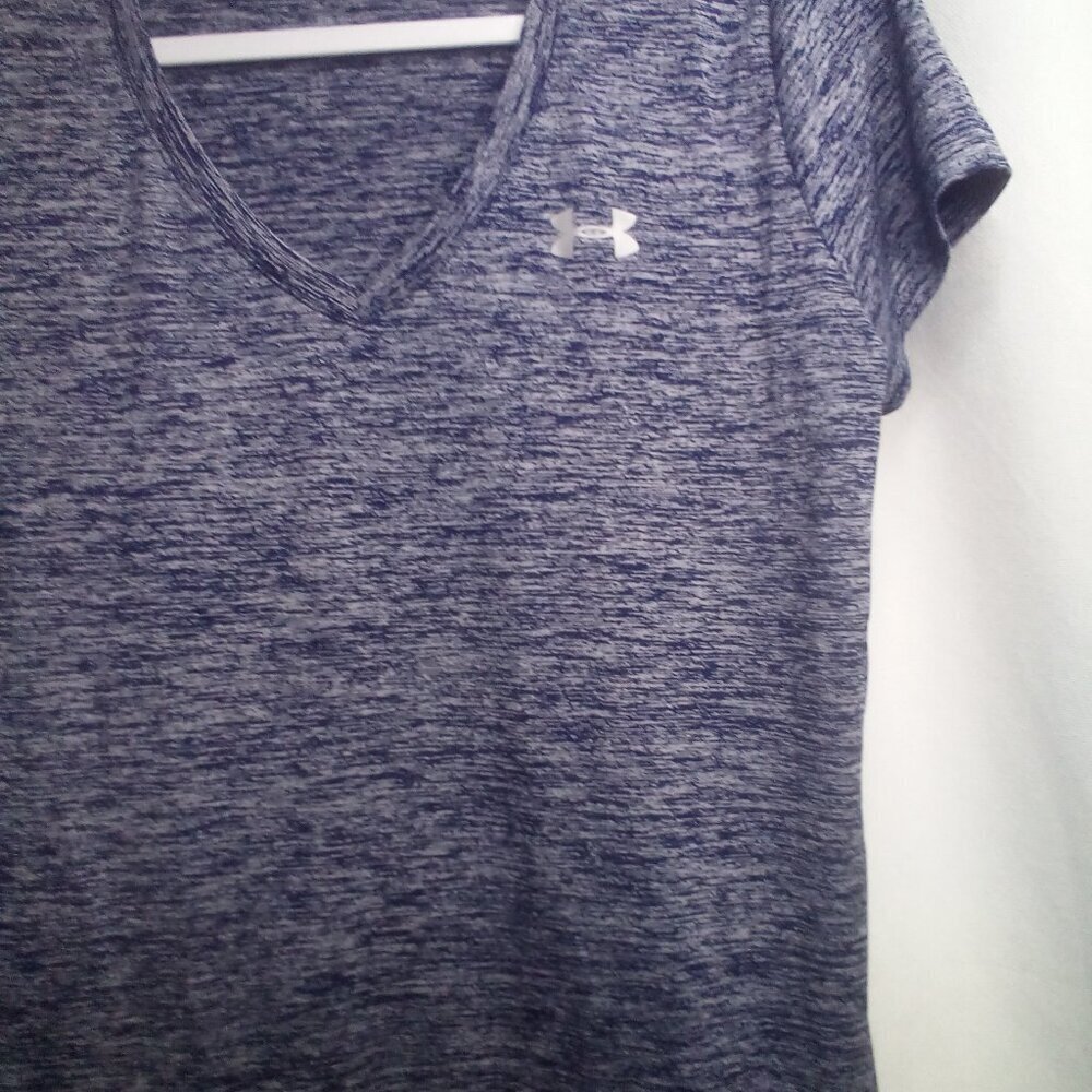 Under Armour Shirt Women S ? V-neck Short Sleeve Active Athletic Blue - Picture 9 of 16